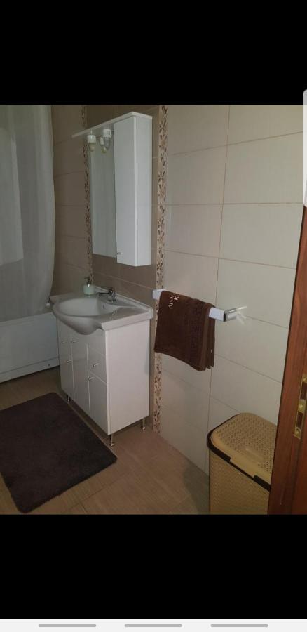 Apartament Karla Орадя Экстерьер фото